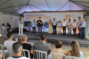 Privatização de energia gera lucros bilionários enquanto consumidores enfrentam interrupções no Paraná