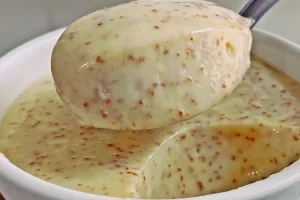 é só misturar e já está pronta nem precisa levar no fogo