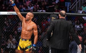 Edson Barboza pede que próxima luta seja contra talento dos penas embalado por cinco nocautes