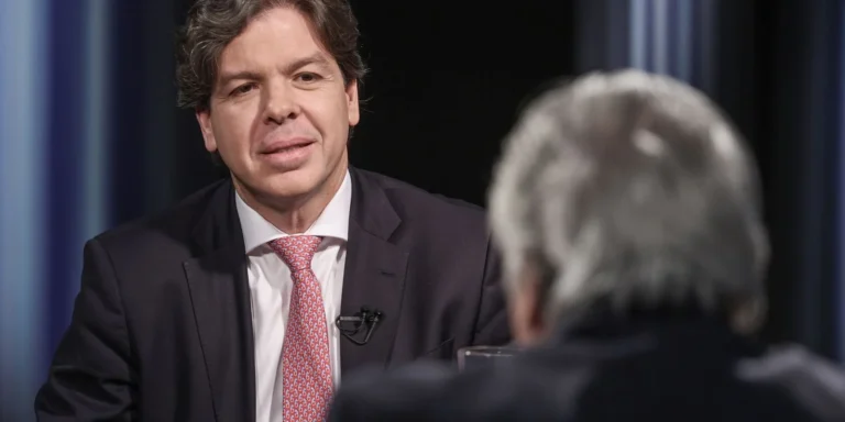 Dicas de turismo: Na Mesa com Datena e o ministro das Comunicações