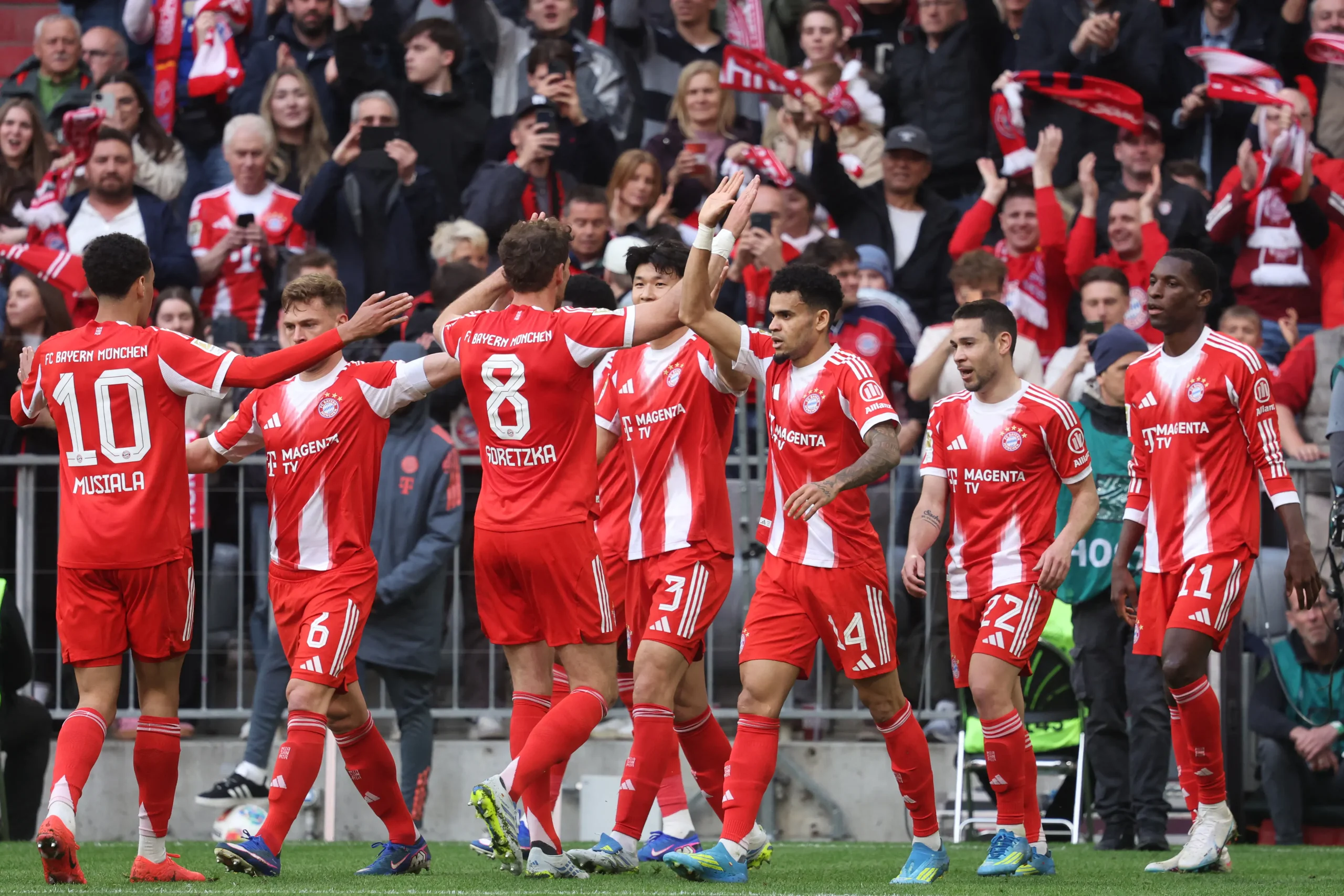 Bayern vence Stuttgart por 4 a 2 e conquista o 35º título do Campeonato Alemão antecipadamente