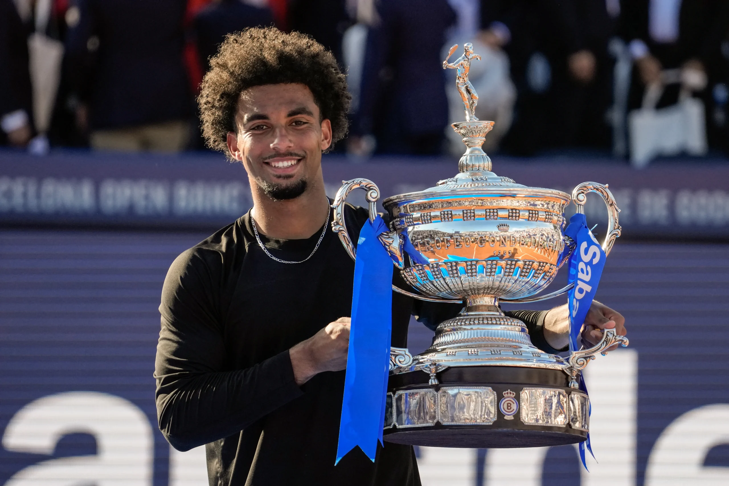 Arthur Fils derrota Rublev e conquista o ATP 500 de Barcelona