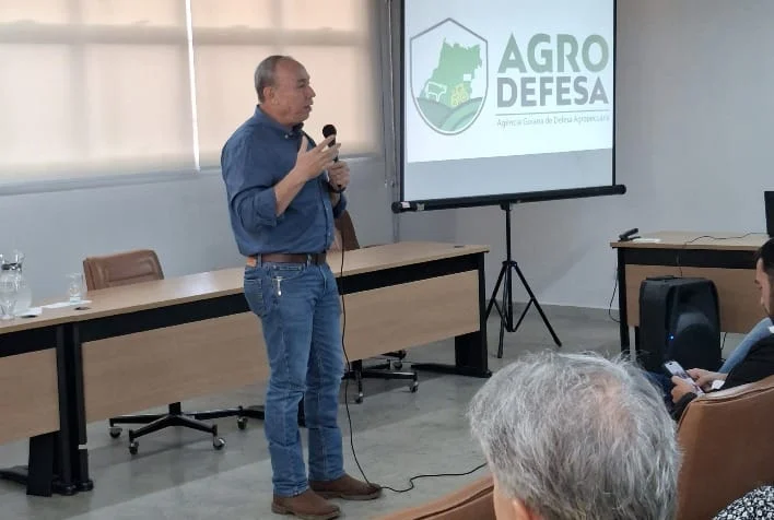 Agrodefesa combate brucelose bovina em Goiás com vacinação