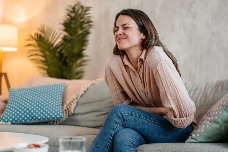 Alimentos do dia a dia que aumentam a inflamação e afetam a saúde