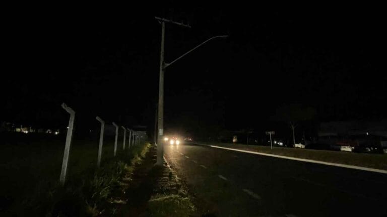 Apagão em Uberlândia afeta 90 mil imóveis na noite de sábado