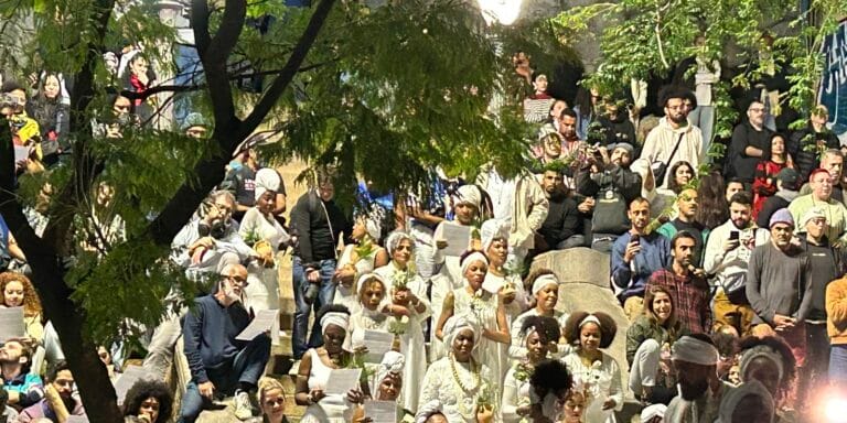 Atualização: Lavagem da Escadaria do Bixiga em SP reafirma cultura negra
