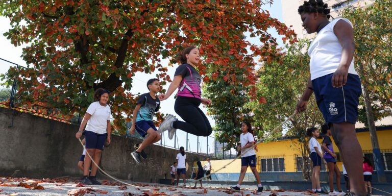 Atualização: Livre brincar é compromisso coletivo com a infância