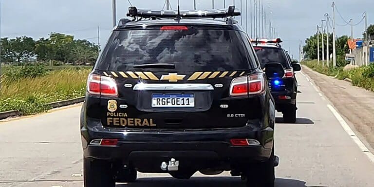 Atualização: PF combate tráfico internacional de drogas em SC