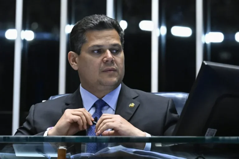 CPI do Master: Alcolumbre rejeita requerimento na Câmara