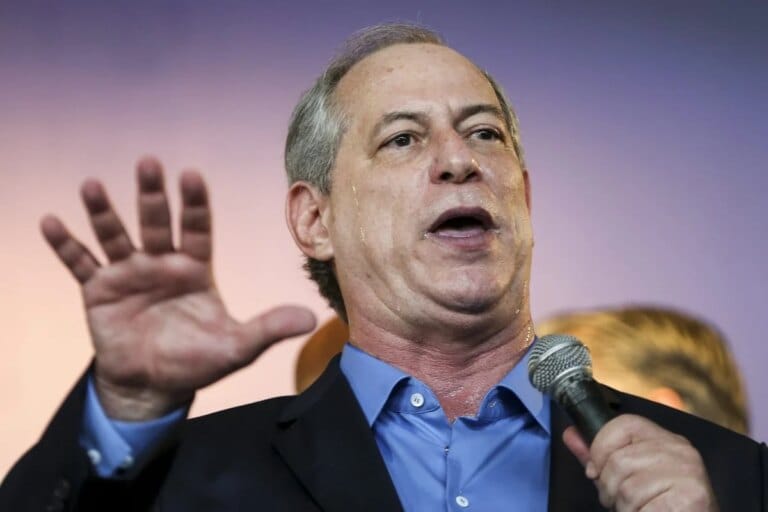 Ciro Gomes descarta presidência e concorre ao governo do Ceará