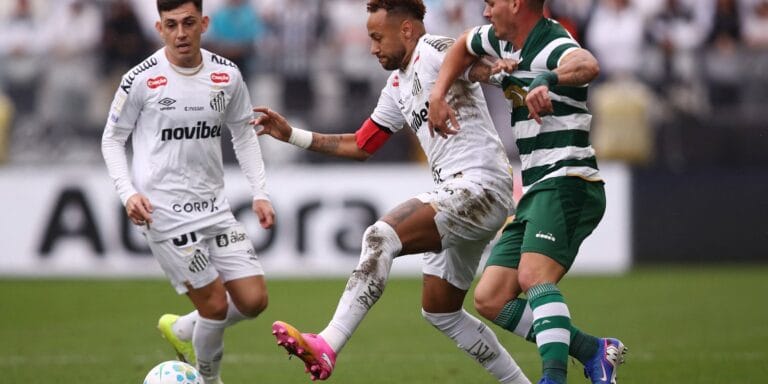 Coritiba derrota Santos e ofusca festa para Neymar hoje