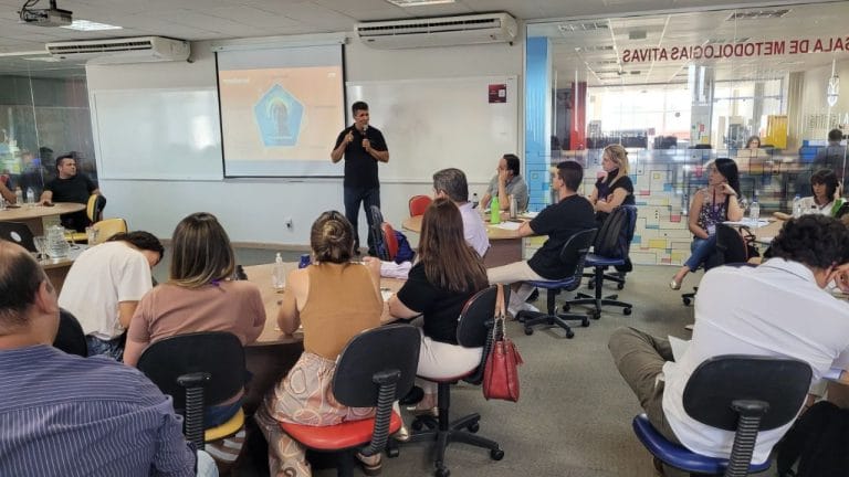 Curso Gratuito em Uberlândia Prepara Profissionais para o Mercado de Trabalho até 2030
