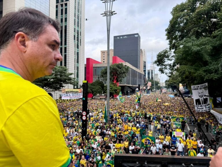 Datafolha: 88% dos eleitores de Flávio apoiam candidatura à Presidência