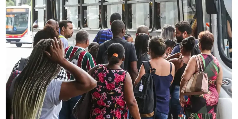 Desemprego em queda: turismo e viagem se recuperam no Brasil