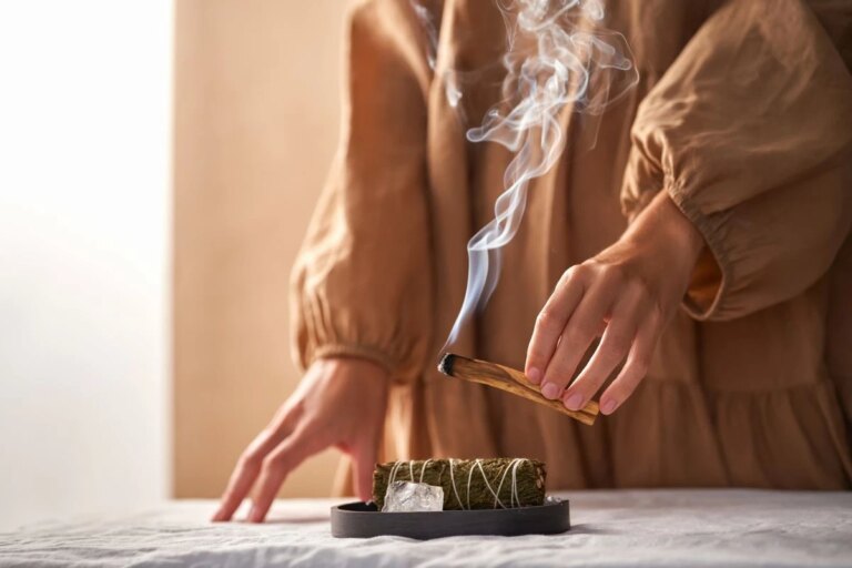 Dicas de ritual simples para abrir caminhos para o amor no fim de semana