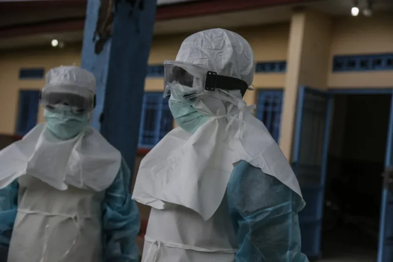 Ebola na República Democrática do Congo: OMS eleva risco a muito alto