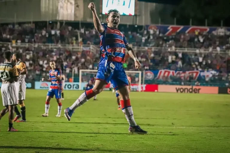 Fortaleza vence Criciúma por 3 a 2 e assume a vice-liderança da Série B