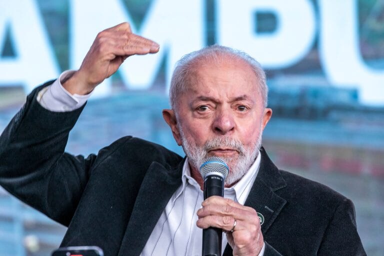 IA: Lula rejeita uso em campanha e apoia restrição do TSE