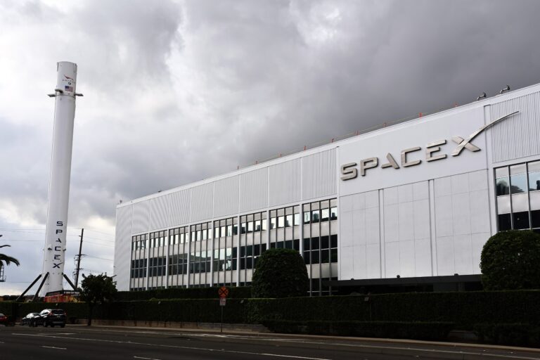 IA: bilhões da SpaceX e OpenAI impulsionam empresas asiáticas