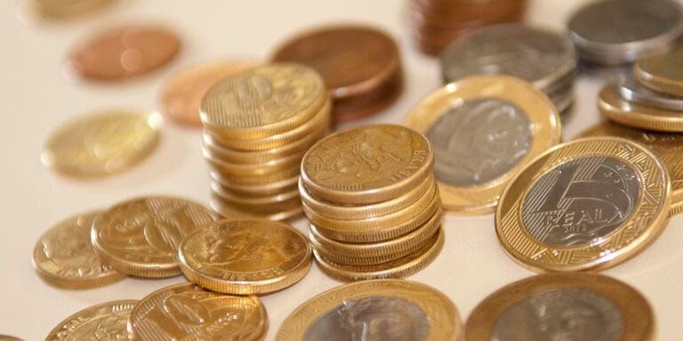 Inflação em abril afeta turismo e viagens de famílias de baixa renda