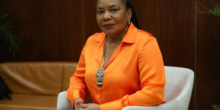 Investimento em cultura é urgente, afirma Margareth Menezes