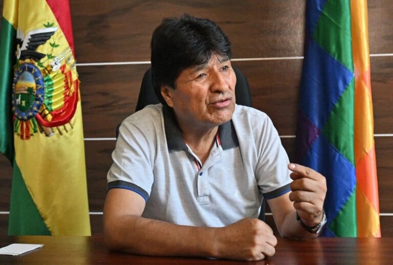 Justiça da Bolívia convoca Evo Morales para julgamento de crise