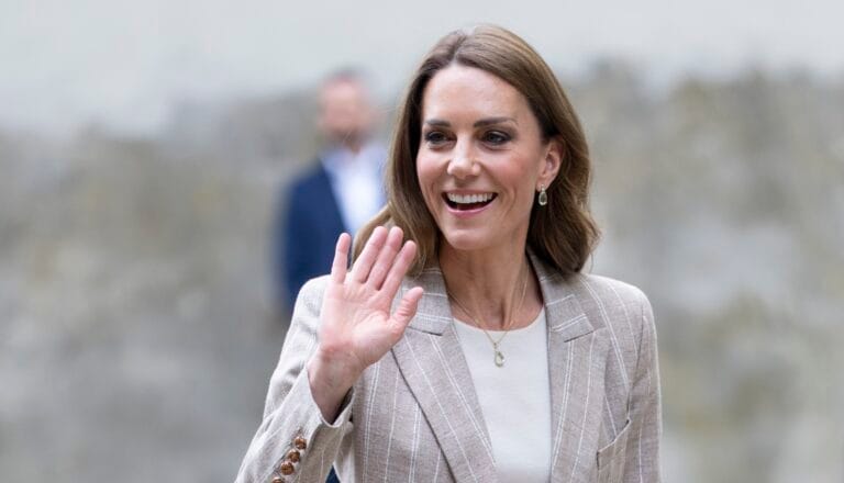 Look nude e alfaiataria italiana: tendência de Kate Middleton