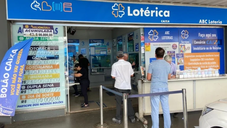 Lotéricas em Uberlândia têm movimento intenso na reta final da Mega-Sena de 30 anos com prêmio de R$ 300 milhões