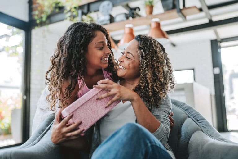 Mães superprotetoras: signos que influenciam a rotina familiar