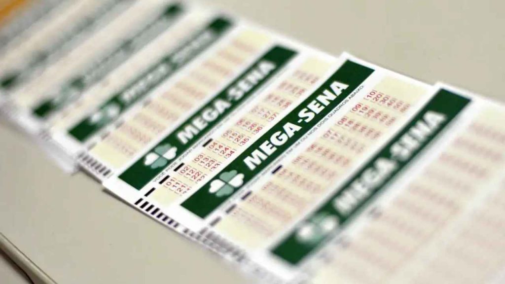 Mega-Sena 3005: Minas Gerais tem apostas premiadas na quina, mas prêmio principal acumula R$ 45 milhões para o próximo sorteio