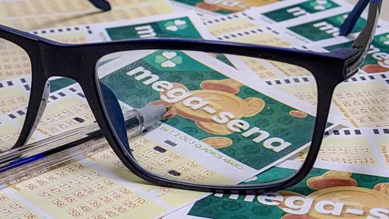 Mega-Sena 3009 sorteia R$ 65 milhões neste sábado (16); saiba como participar
