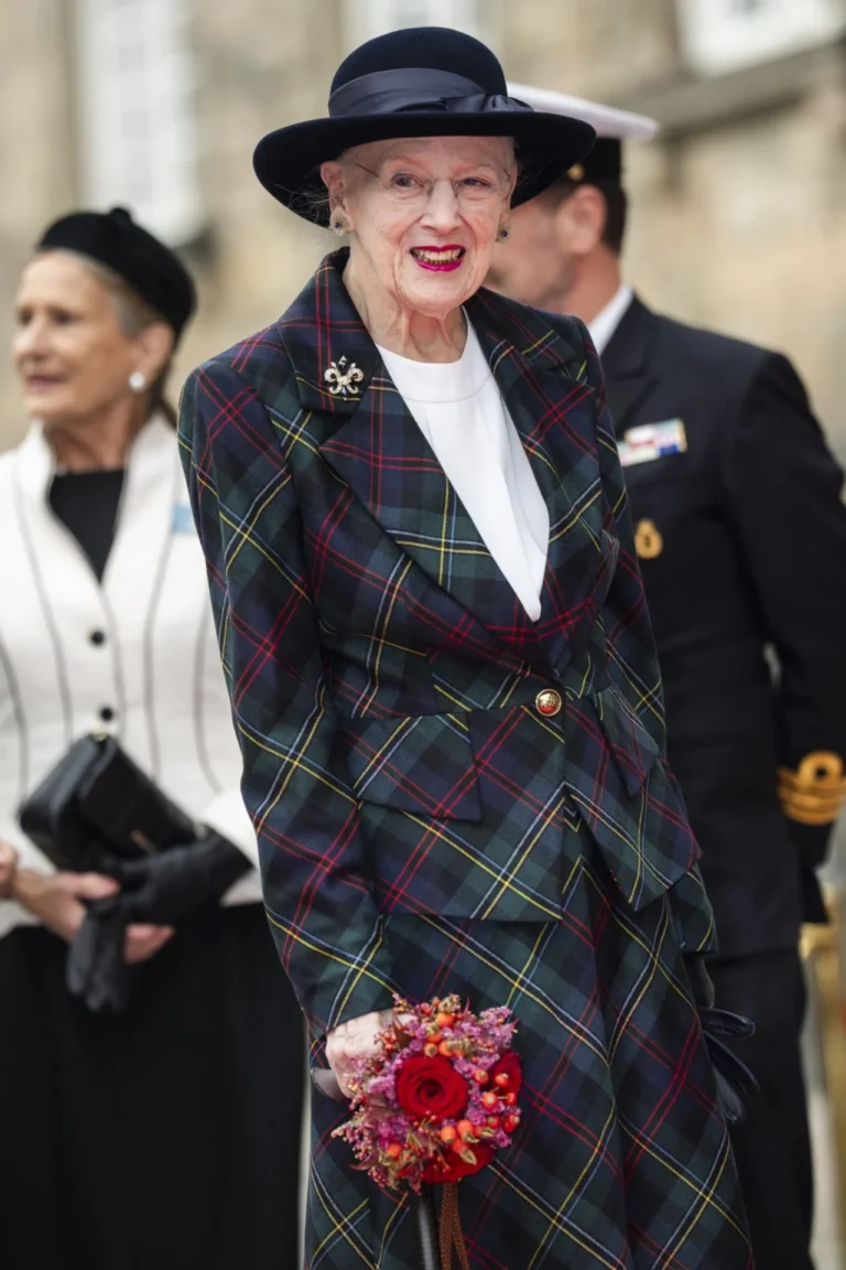 Moda e saúde: Rainha Margrethe II da Dinamarca internada novamente