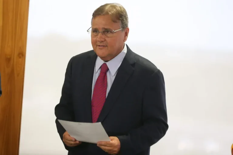 Moraes rejeita encerramento de inquérito contra Geddel