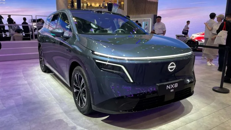 Nissan NX8 estreia na China com tecnologia REEV e mira Brasil