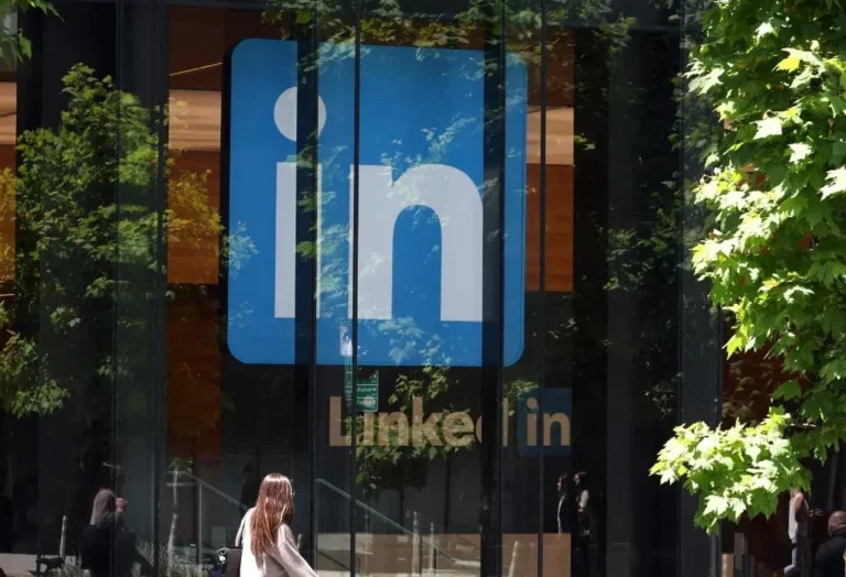 ONG denuncia LinkedIn na Áustria por venda de dados pessoais