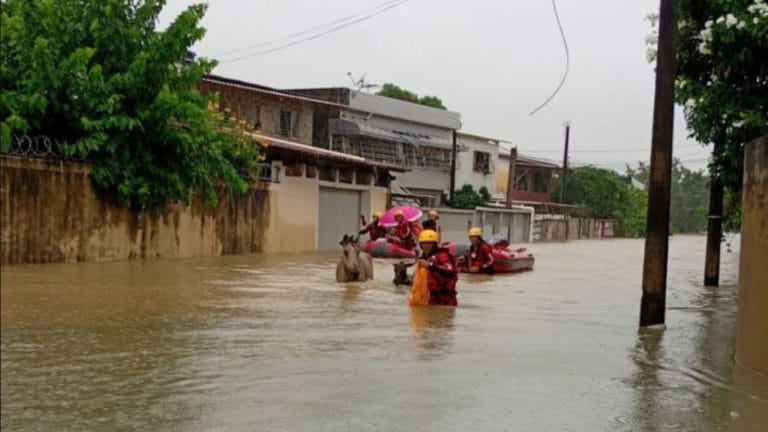 Pernambuco tem 23 municípios em situação de emergência devido às fortes chuvas