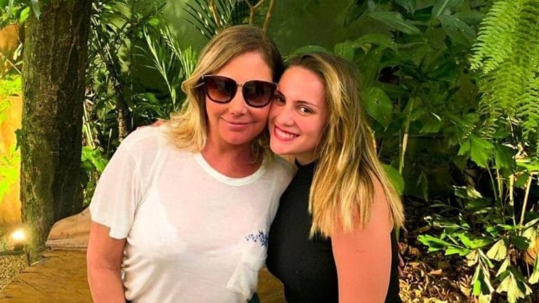 Polêmica: Filha de Heloísa Périssé responde a comentário homofóbico