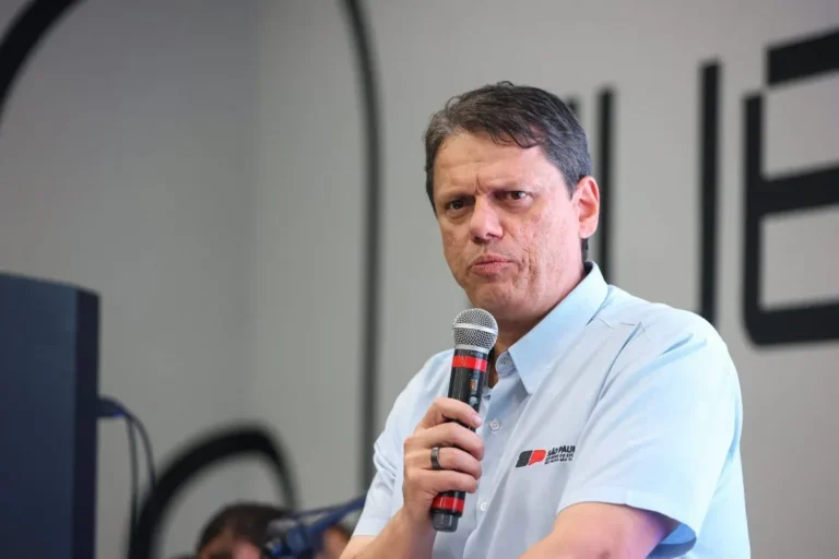 Popularidade de Tarcísio a 4 meses da eleição em São Paulo