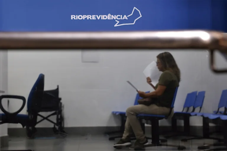 Projeto de Lei Anti-Vorcaro avança na Câmara dos Deputados