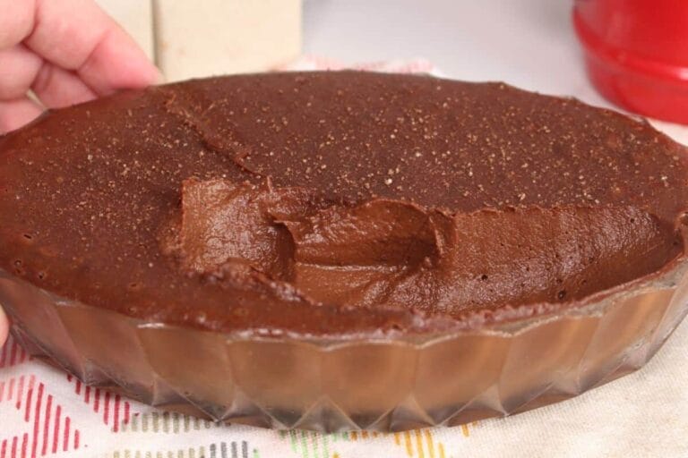 Receita de creme de chocolate com pêssego: sobremesa deliciosa