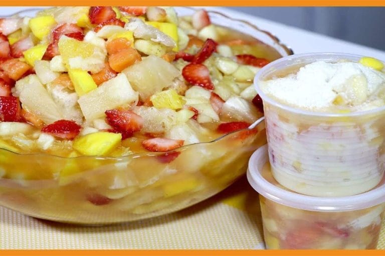 Receita de salada de frutas leve e colorida para sobremesa