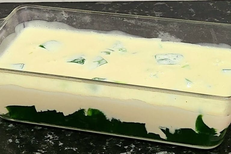 Receita de sobremesa cremosa de limão rápida e refrescante