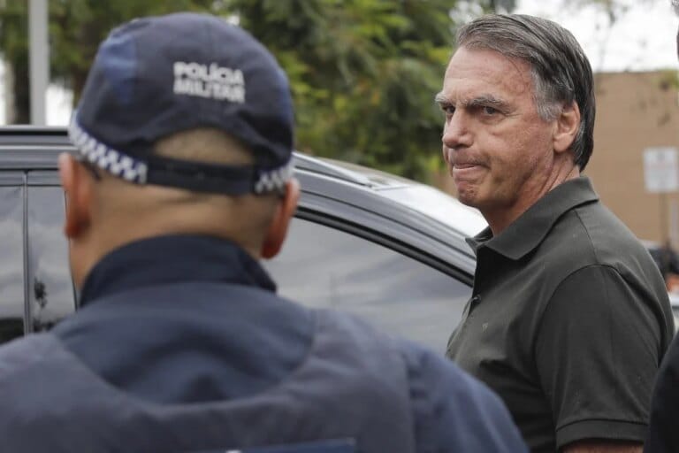 Revisão criminal de Bolsonaro no STF para anular condenação