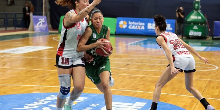 Sesi Araraquara vence Cerrado e se aproxima da liderança da LBF