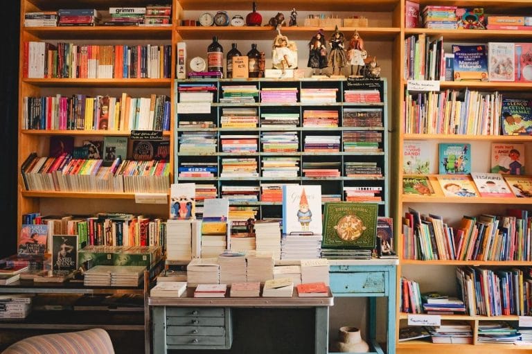Tendência: 9 livrarias com café em São Paulo para relaxar