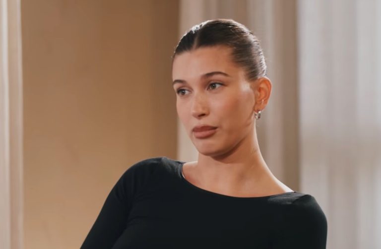 Tendência: Hailey Bieber fala sobre maternidade e negócios