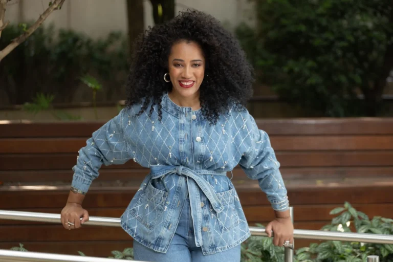 Tendência de Estilo: Mulheres Negras na Liderança da Moda