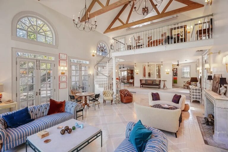 Tendência de estilo: Drew Barrymore vende mansão reformada em NY