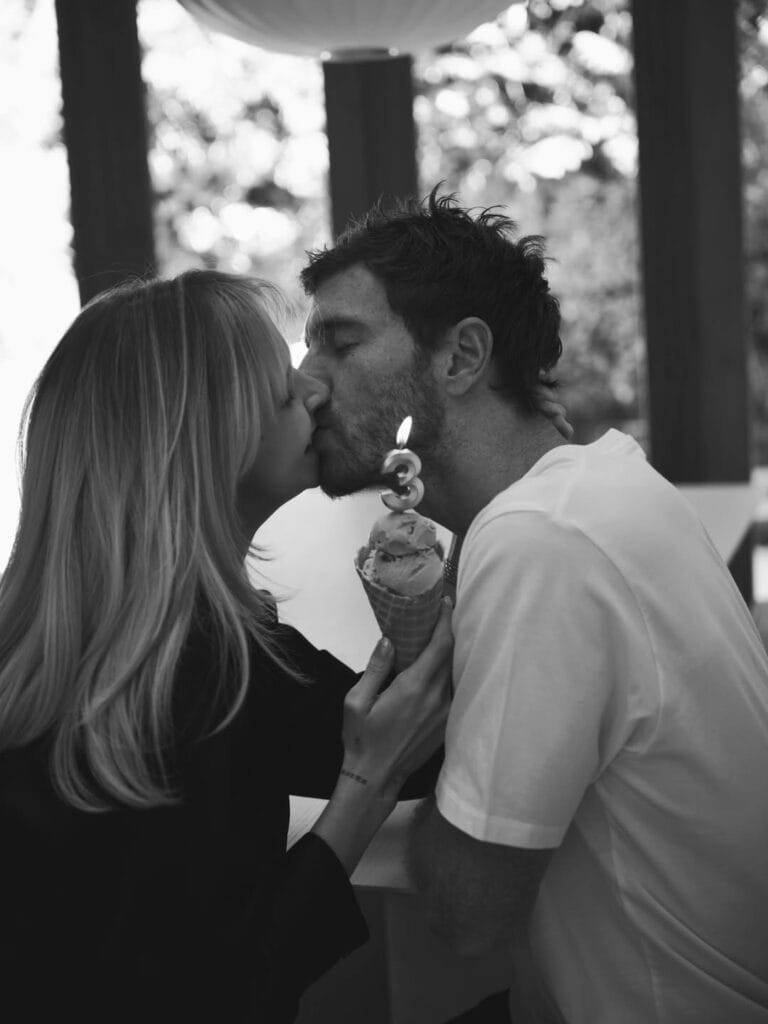 Tendência de moda: Isabella Scherer e Rodrigo Calazans celebram 3 anos