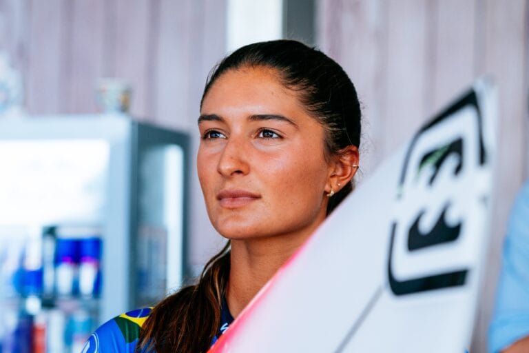 Tendência de moda: Luana Silva, surfista em alta no ranking mundial